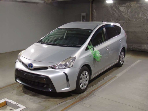 2015 Toyota Prius alpha ZVW41W[0]