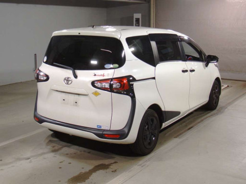 2020 Toyota Sienta NSP170G[1]