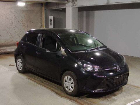 2014 Toyota Vitz NSP130[2]