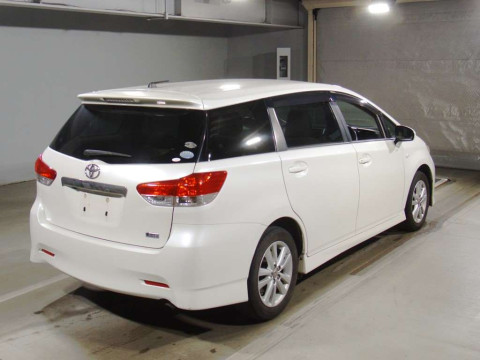 2010 Toyota Wish ZGE20W[1]