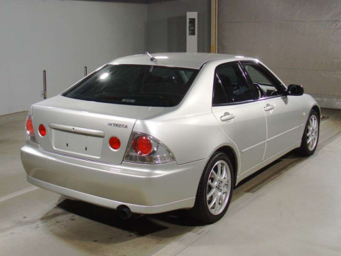 2000 Toyota Altezza SXE10[1]