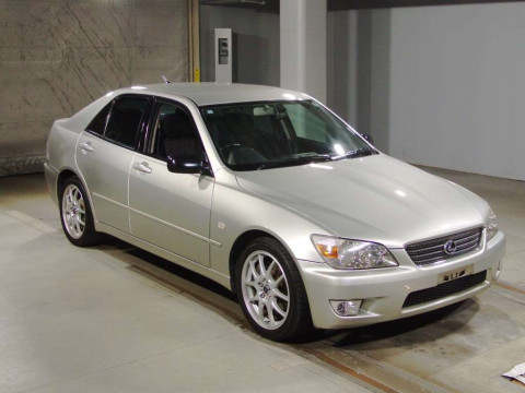 2000 Toyota Altezza SXE10[2]