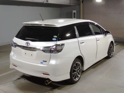 2013 Toyota Wish ZGE20W[1]