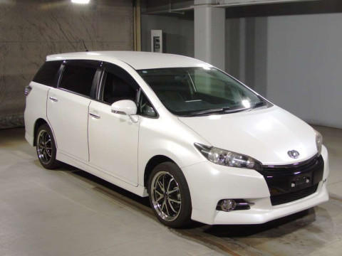 2013 Toyota Wish ZGE20W[2]