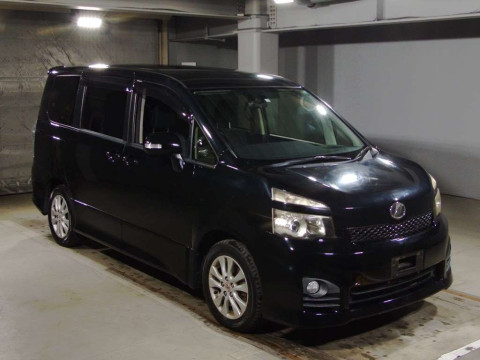 2012 Toyota Voxy ZRR70W[2]