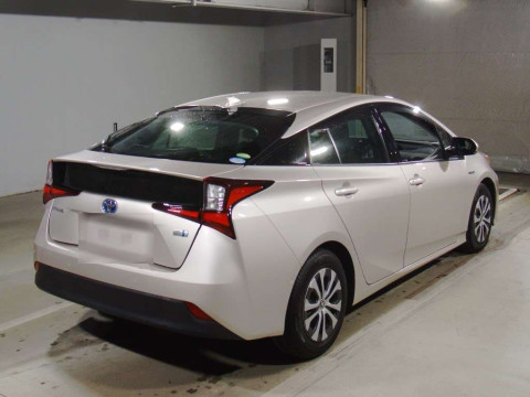 2020 Toyota Prius ZVW51[1]