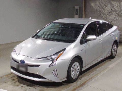 2018 Toyota Prius ZVW50[0]