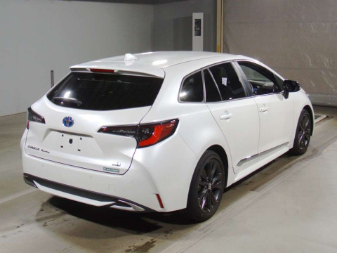 2022 Toyota Corolla Touring Wagon ZWE219W[1]