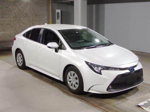 2022 Toyota Corolla Sedan ZWE211[2]