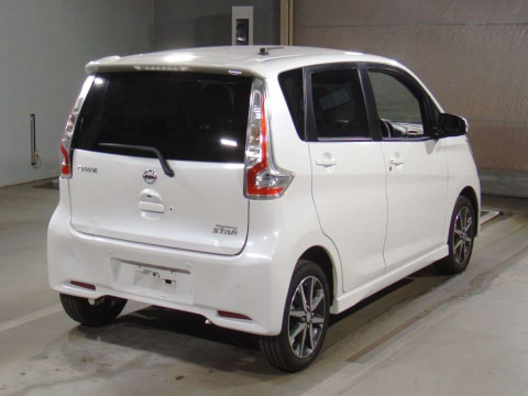 2019 Nissan DAYZ B21W[1]