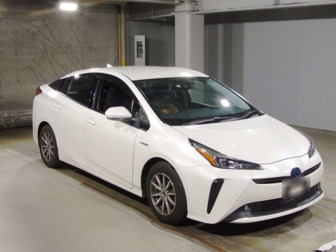 2020 Toyota Prius ZVW51[2]