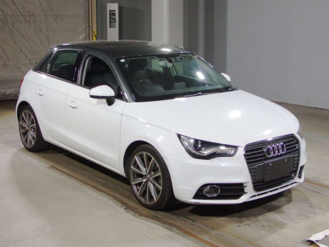 2012 Audi A1 Sportback 8XCAX[2]