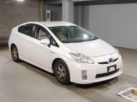 2010 Toyota Prius ZVW30[2]