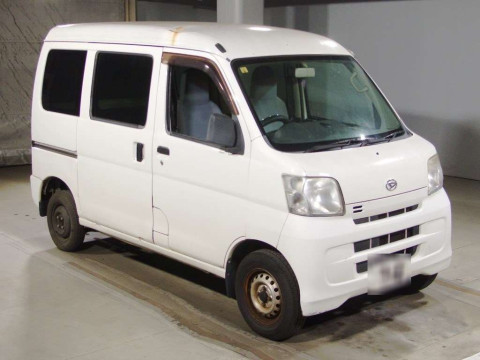 2015 Daihatsu Hijet Cargo S321V[2]