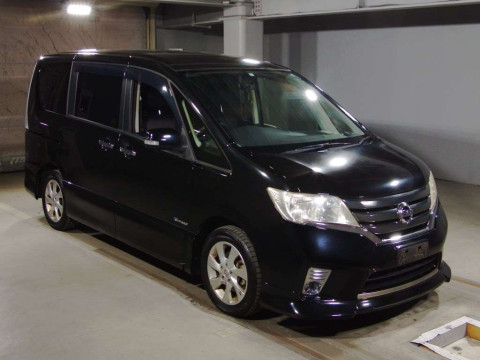 2013 Nissan Serena HFC26[2]