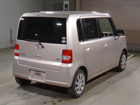 2012 Toyota Pixis Space L575A[1]