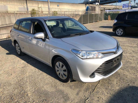 2017 Toyota Corolla Fielder NRE161G[2]