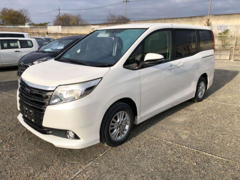 2014 Toyota Noah ZRR80G[0]