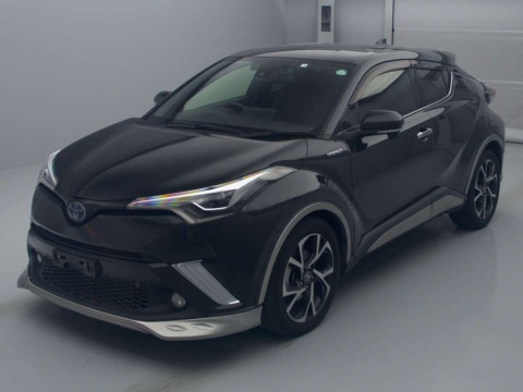 2018 Toyota C-HR ZYX10[0]