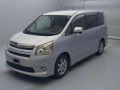 2010 Toyota Noah