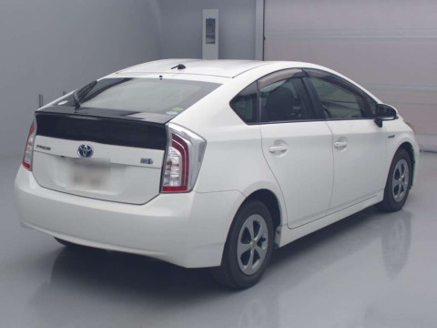 2012 Toyota Prius ZVW30[1]