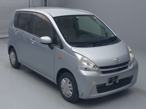 2012 Daihatsu Move LA100S[2]