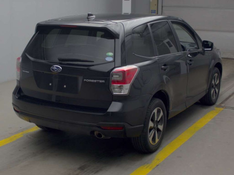 2016 Subaru Forester SJ5[1]