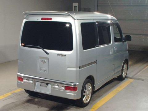 2011 Daihatsu Atrai Wagon S331G[1]