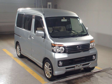 2011 Daihatsu Atrai Wagon S331G[2]