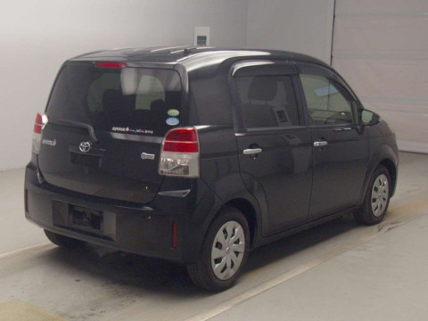 2013 Toyota Spade NCP141[1]