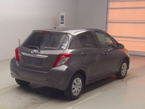 2012 Toyota Vitz KSP130[1]