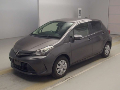 2014 Toyota Vitz NSP130[0]