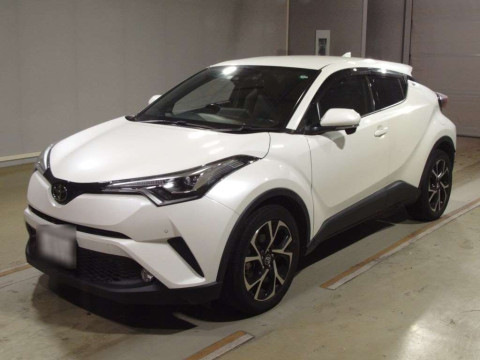 2017 Toyota C-HR NGX50[0]