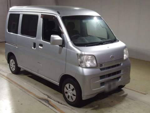 2017 Daihatsu Hijet Cargo S321V[2]