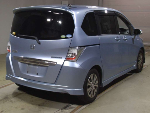 2012 Honda Freed hybrid GP3[1]