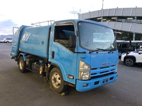 2011 Isuzu Elf Truck NPR85YN[2]