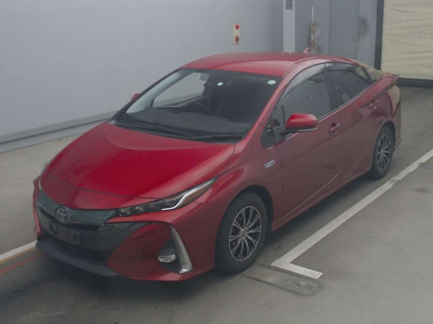 2018 Toyota Prius PHV ZVW52[0]