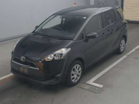 2016 Toyota Sienta NSP170G[0]