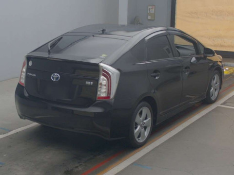 2014 Toyota Prius ZVW30[1]