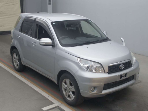 2013 Toyota Rush J210E[2]