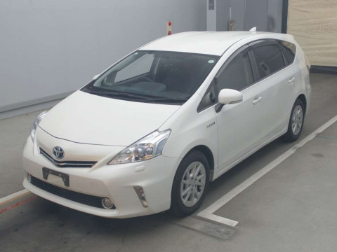 2013 Toyota Prius alpha ZVW40W[0]