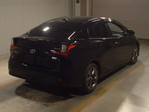 2021 Toyota Prius ZVW51[1]