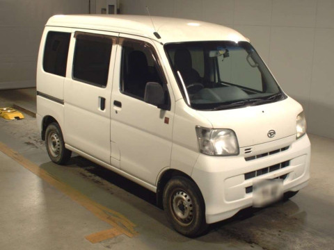 2016 Daihatsu Hijet Cargo S331V[2]