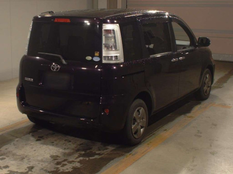 2012 Toyota Sienta NCP81G[1]