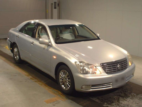 2007 Toyota Crown GRS180[2]