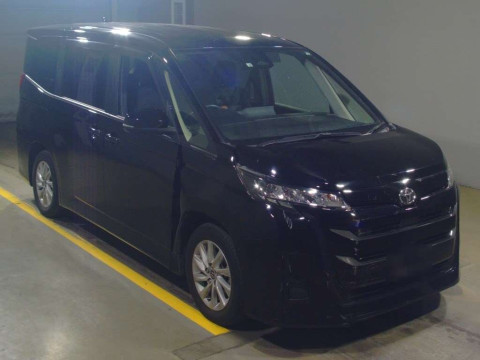 2022 Toyota Noah MZRA90W[2]