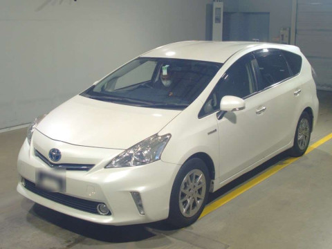 2014 Toyota Prius alpha ZVW41W[0]