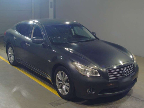 2010 Nissan Fuga Y51[2]