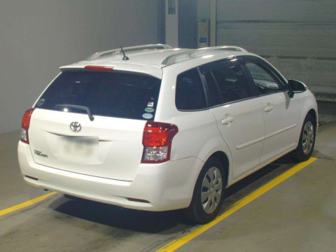 2013 Toyota Corolla Fielder NZE161G[1]