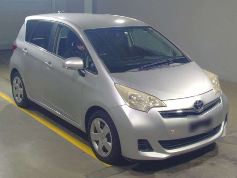 2011 Toyota Ractis NCP120[2]